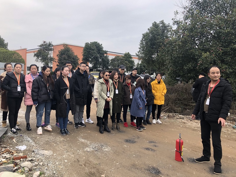 1557193589435085XaYg.jpg 2.jpg